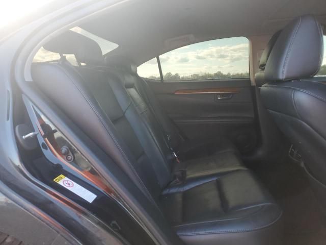 2013 Lexus ES 300H