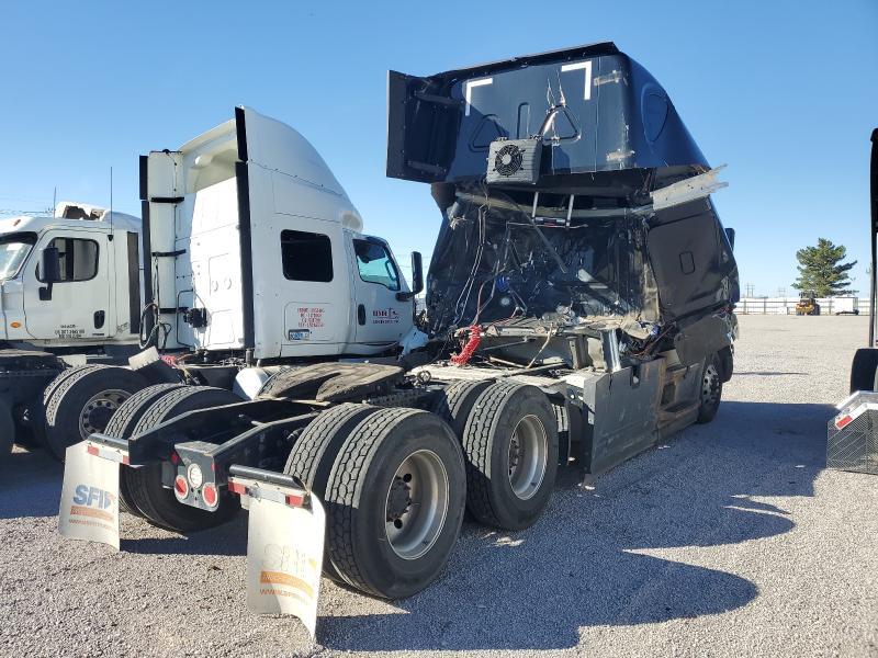2022 Freightliner Cascadia 126 Semi Truck