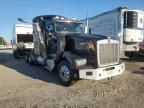 2014 Kenworth T800 Semi Truck
