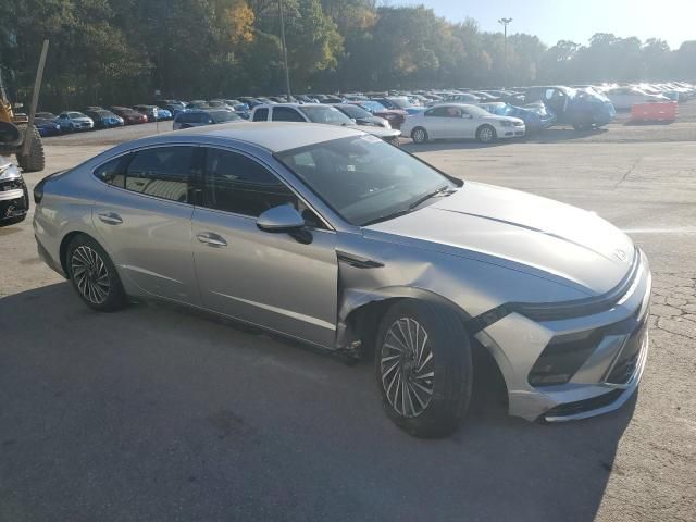 2025 Hyundai Sonata Hybrid