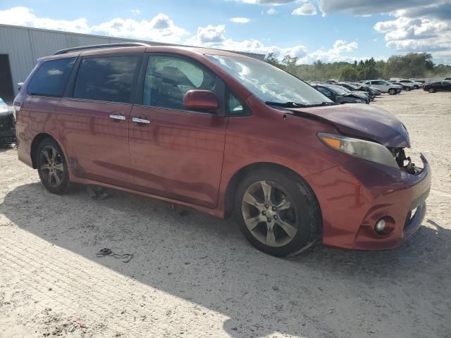 2013 Toyota 2013  Toyo Sienna
