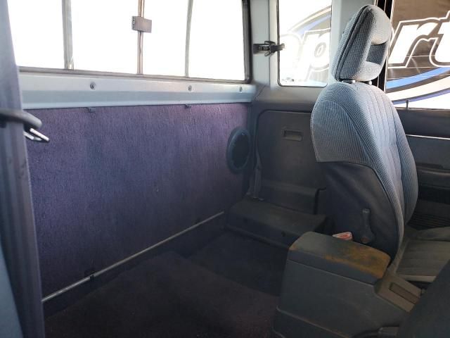 1993 Nissan Truck King Cab SE