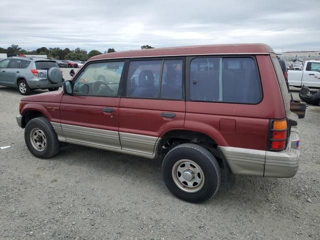 1996 Mitsubishi Montero LS