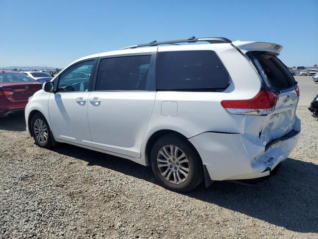 2011 Toyota Sienna XLE