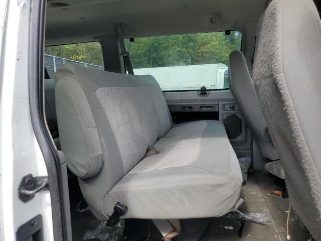 2007 Ford Econoline E350 Super Duty Wagon