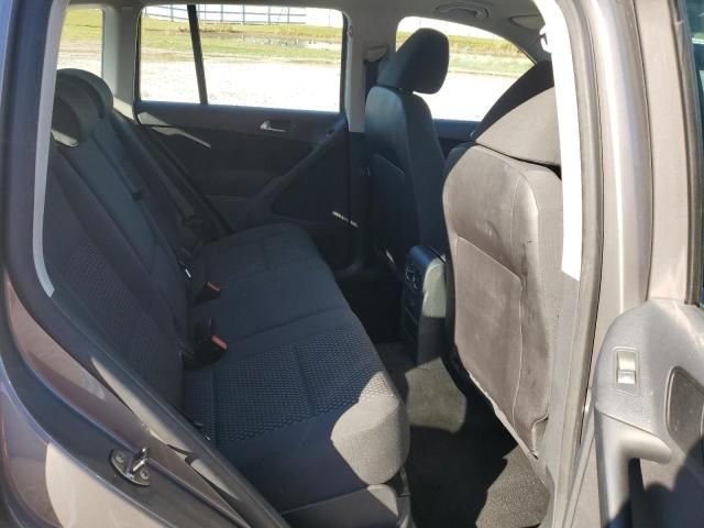 2011 Volkswagen Tiguan S
