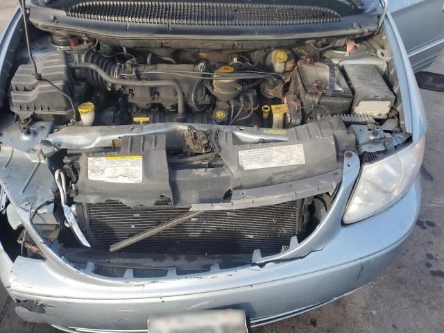 2003 Chrysler Town & Country Limited