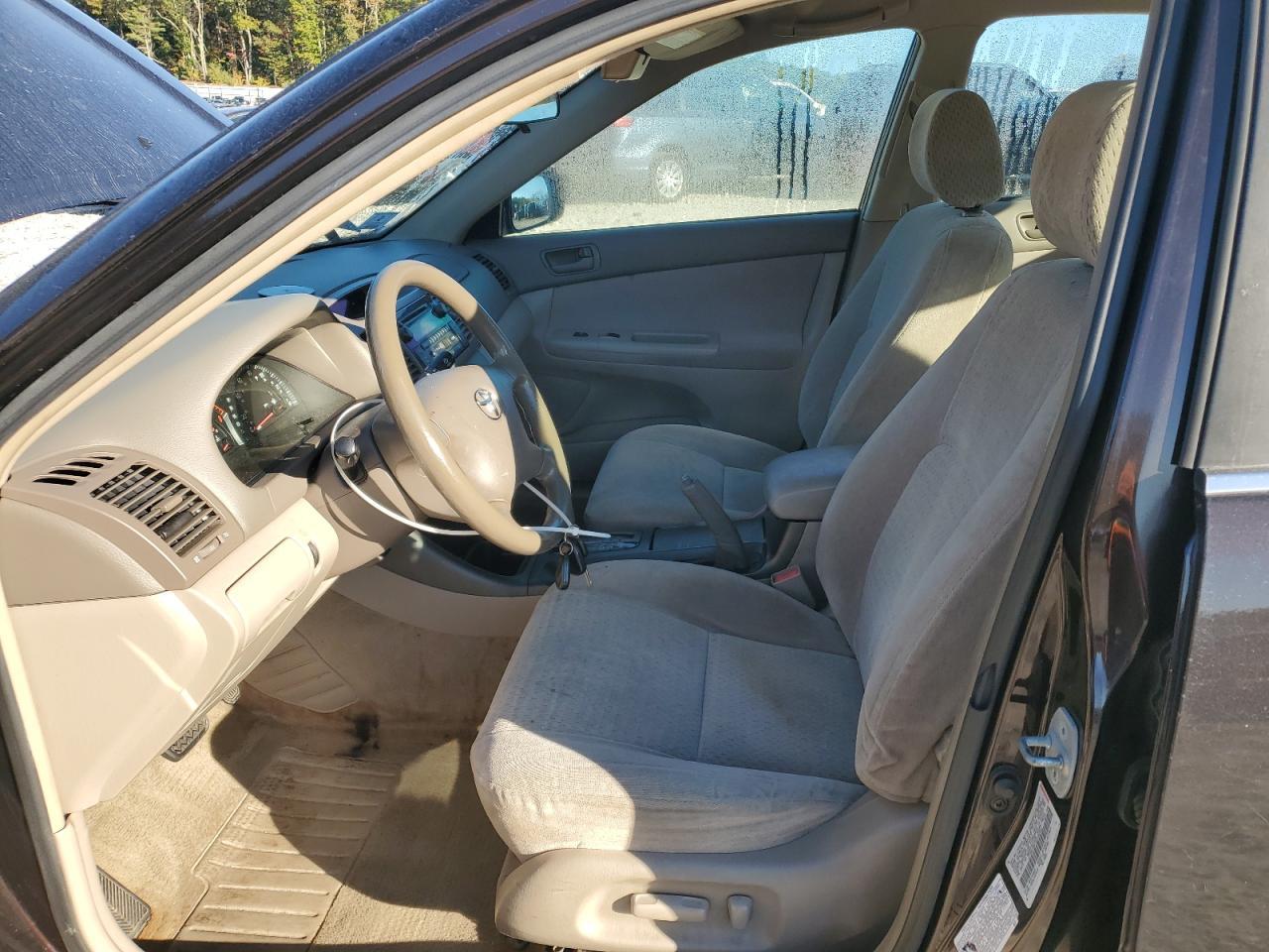 2002 Toyota Camry le