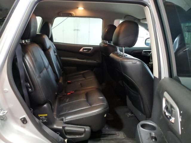 2016 Nissan Pathfinder S