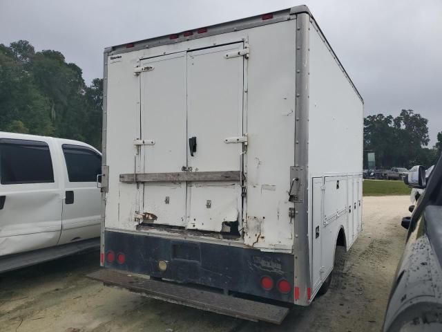 2004 Isuzu NPR