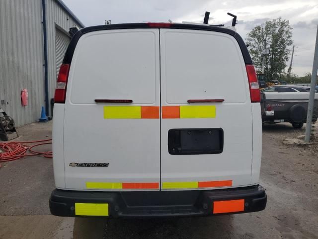 2020 Chevrolet Express G2500