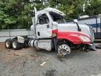 2013 Freightliner Cascadia Semi Truck