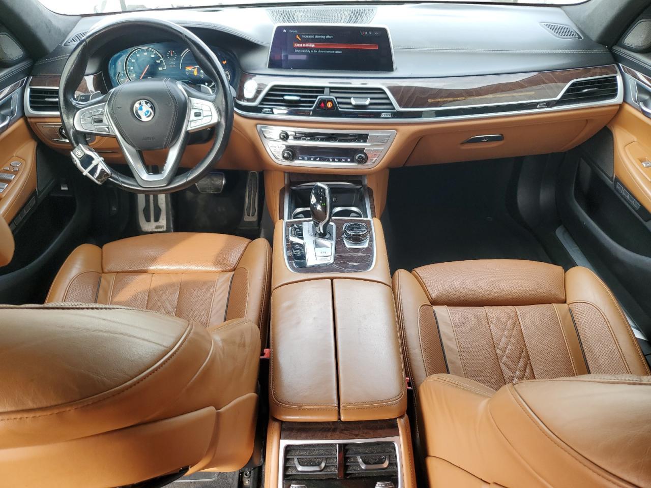 2018 BMW 750 xi