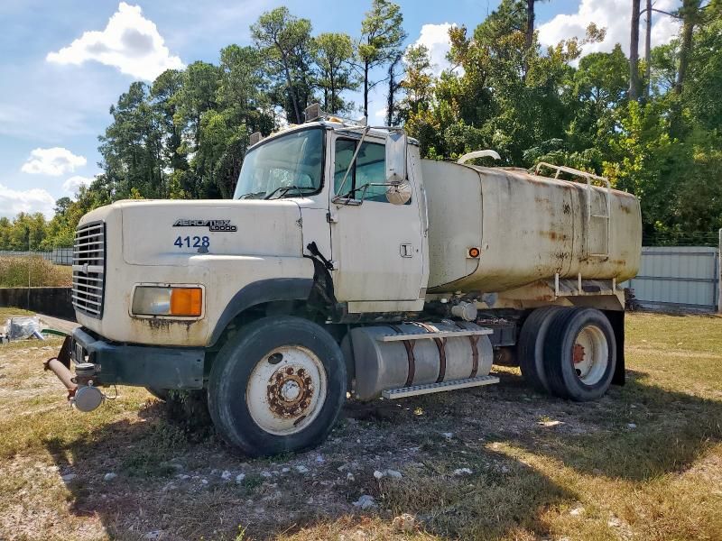 1995 Ford LA9000 Water Truck