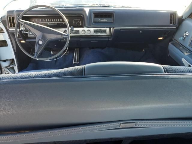 1968 Cadillac Sedan Devi