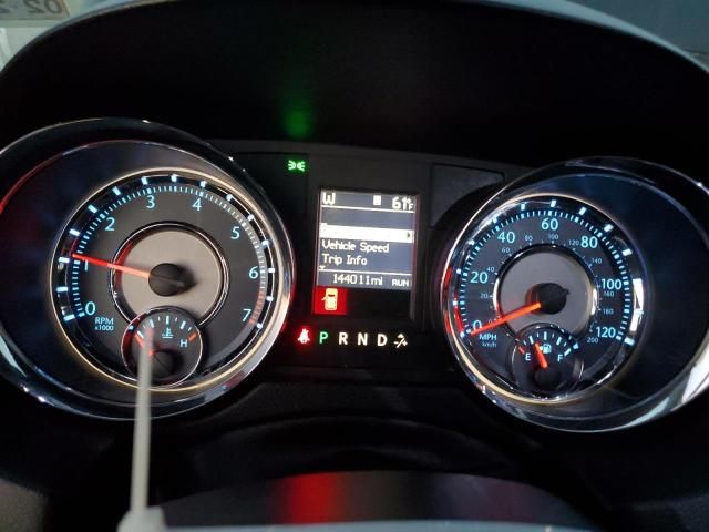 2015 Chrysler Town & Country Touring L