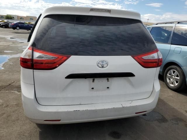 2016 Toyota Sienna
