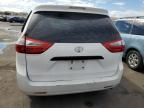 2016 Toyota Sienna