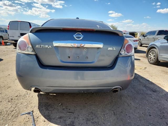 2010 Nissan Altima Base