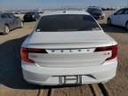 2020 Volvo S90 T6 Momentum