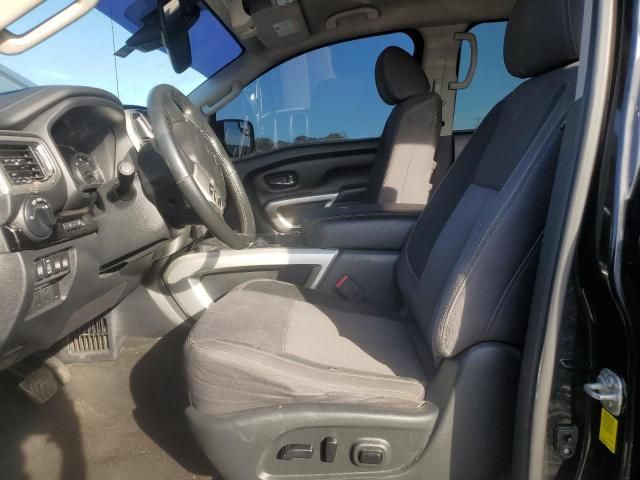 2020 Nissan Titan sv