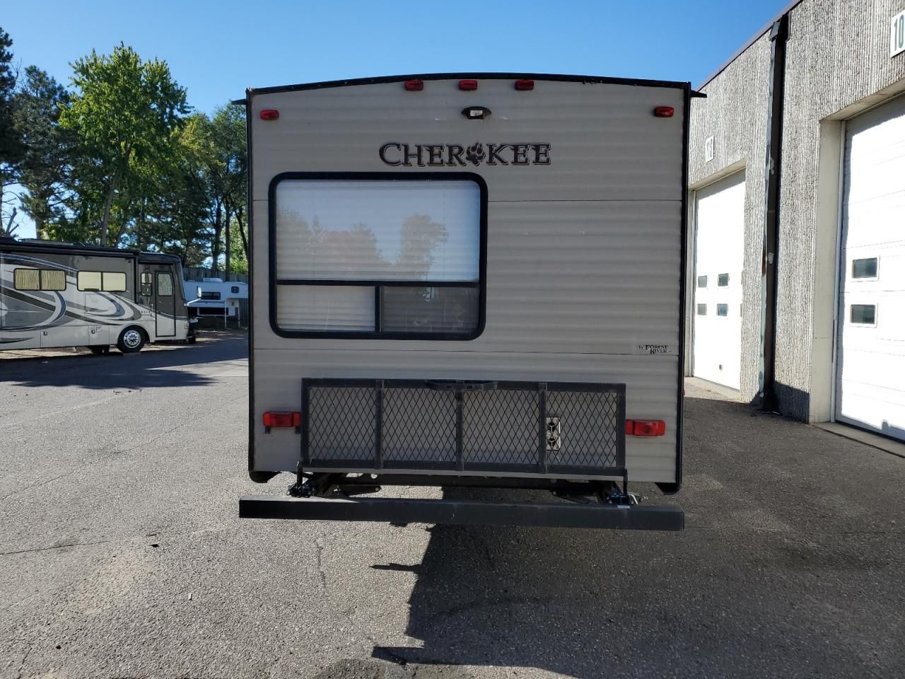 2017 Wildwood 2017 Foresriver Cherokee