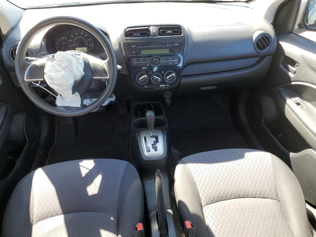 2017 Mitsubishi Mirage es