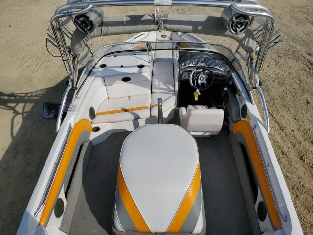 2004 Boat Boat