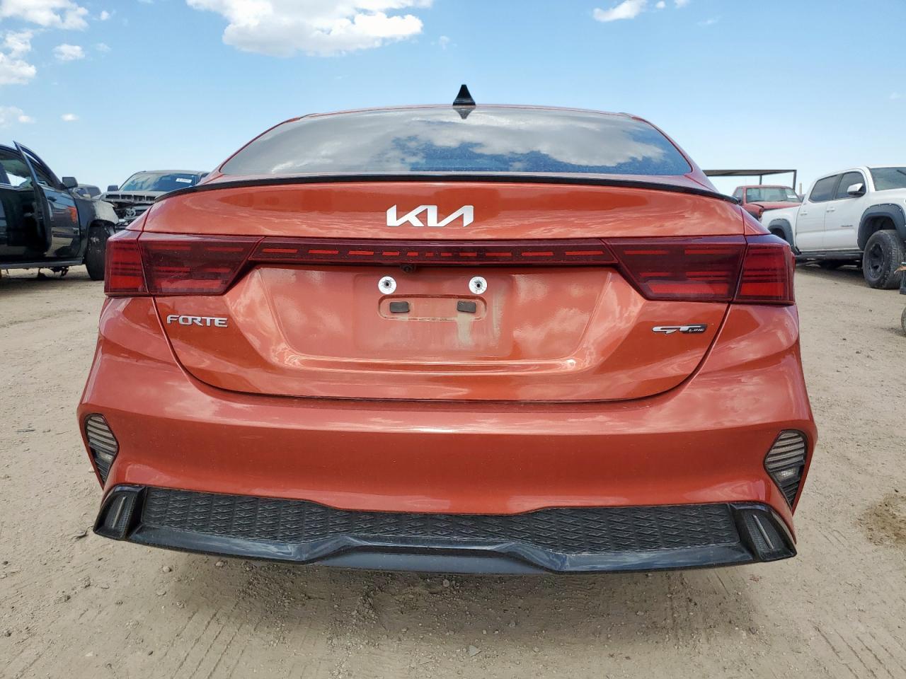 2023 KIA Forte gt Line