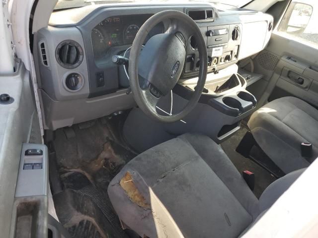 2013 Ford Econoline E250 Van
