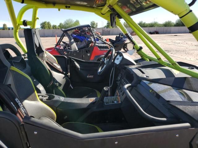 2016 Can-Am Maverick 1000R Turbo