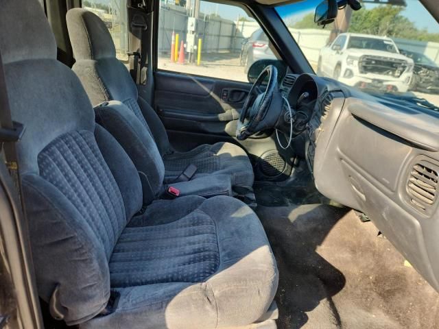 2000 Chevrolet S Truck S10