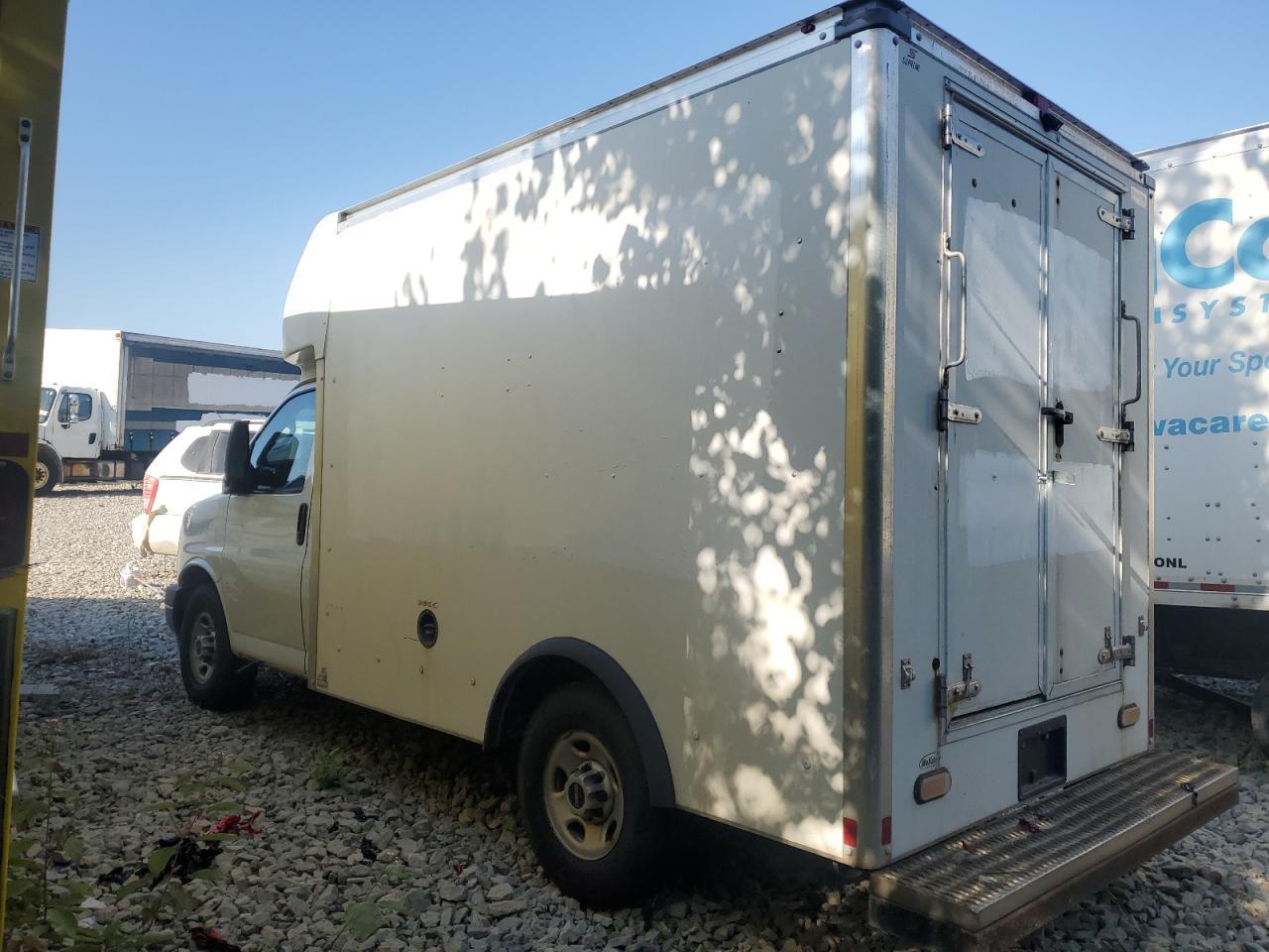 2018 GMC Savana Cutaway G3500