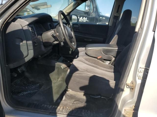 2004 Dodge Dakota Quad Sport