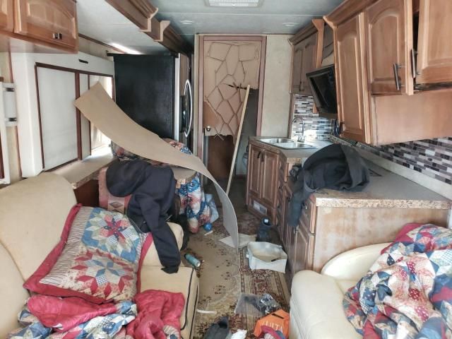 2009 Fouw 2009 Freightliner Chassis X Line Motor Home