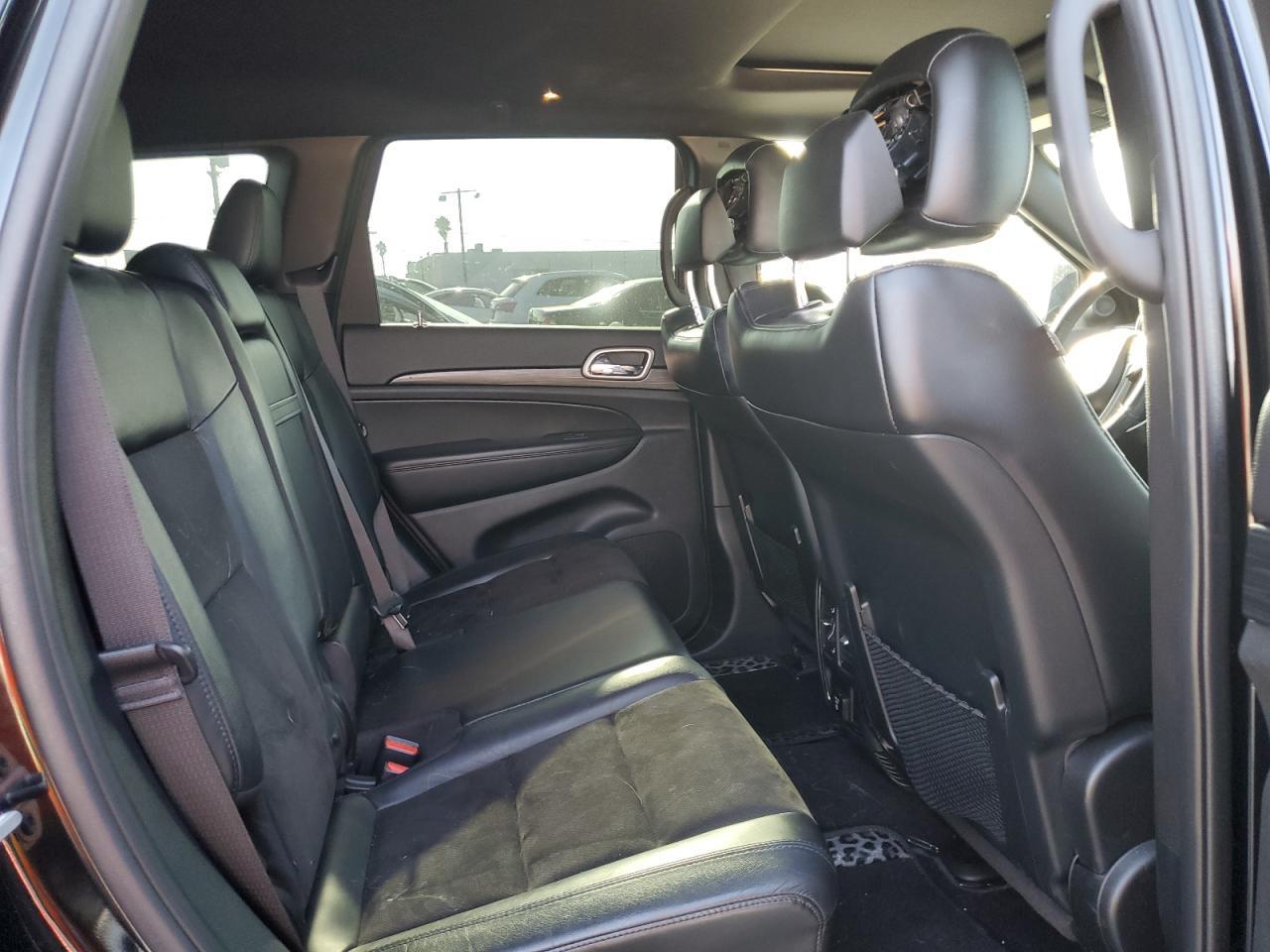 2020 Jeep Grand Cherokee Laredo