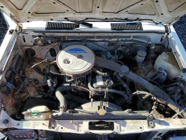 1986 Nissan D21 Short BED