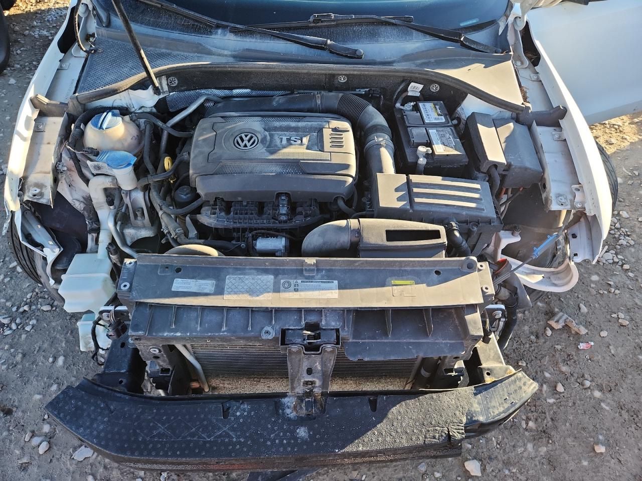 2015 Volkswagen Passat s