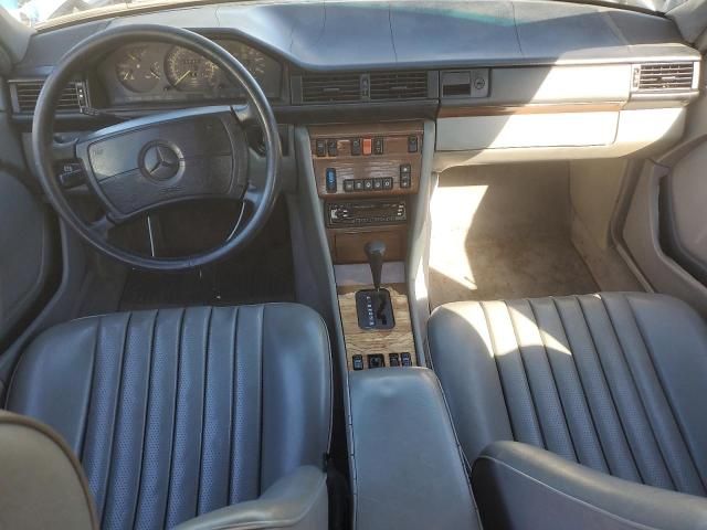 1990 Mercedes-Benz 300 D