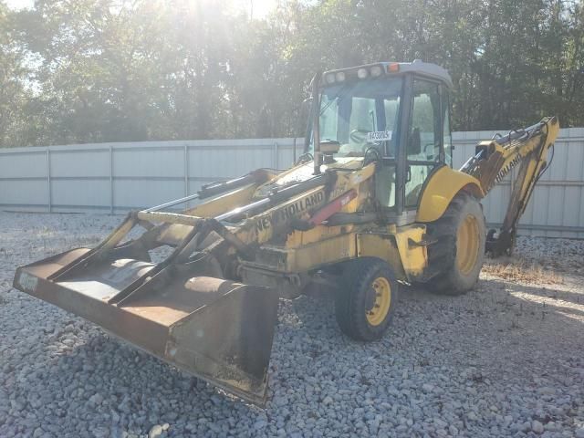 2007 New Holland Tractor