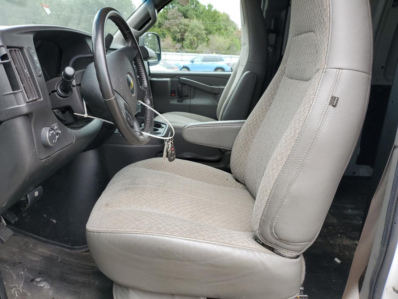2021 Chevrolet Express G2500