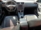 2016 Volkswagen Passat SE