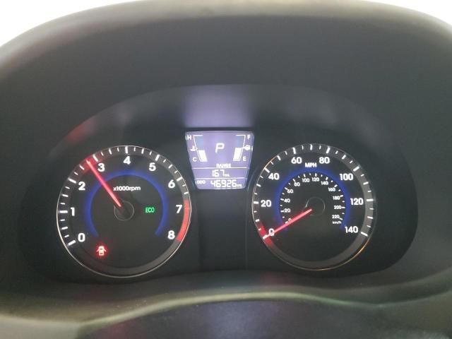 2012 Hyundai Accent GLS