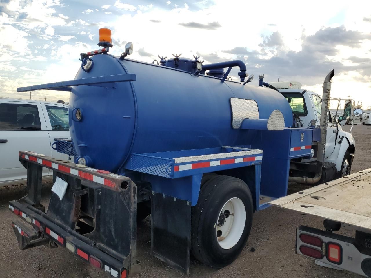 2006 Ford F750 Super Duty Vacuum Truck