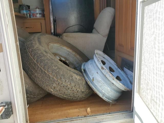 2008 Keystone Challenger Unknown-RVS Camper