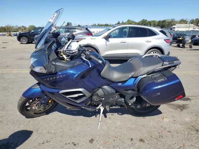 2013 Triumph Trophy SE