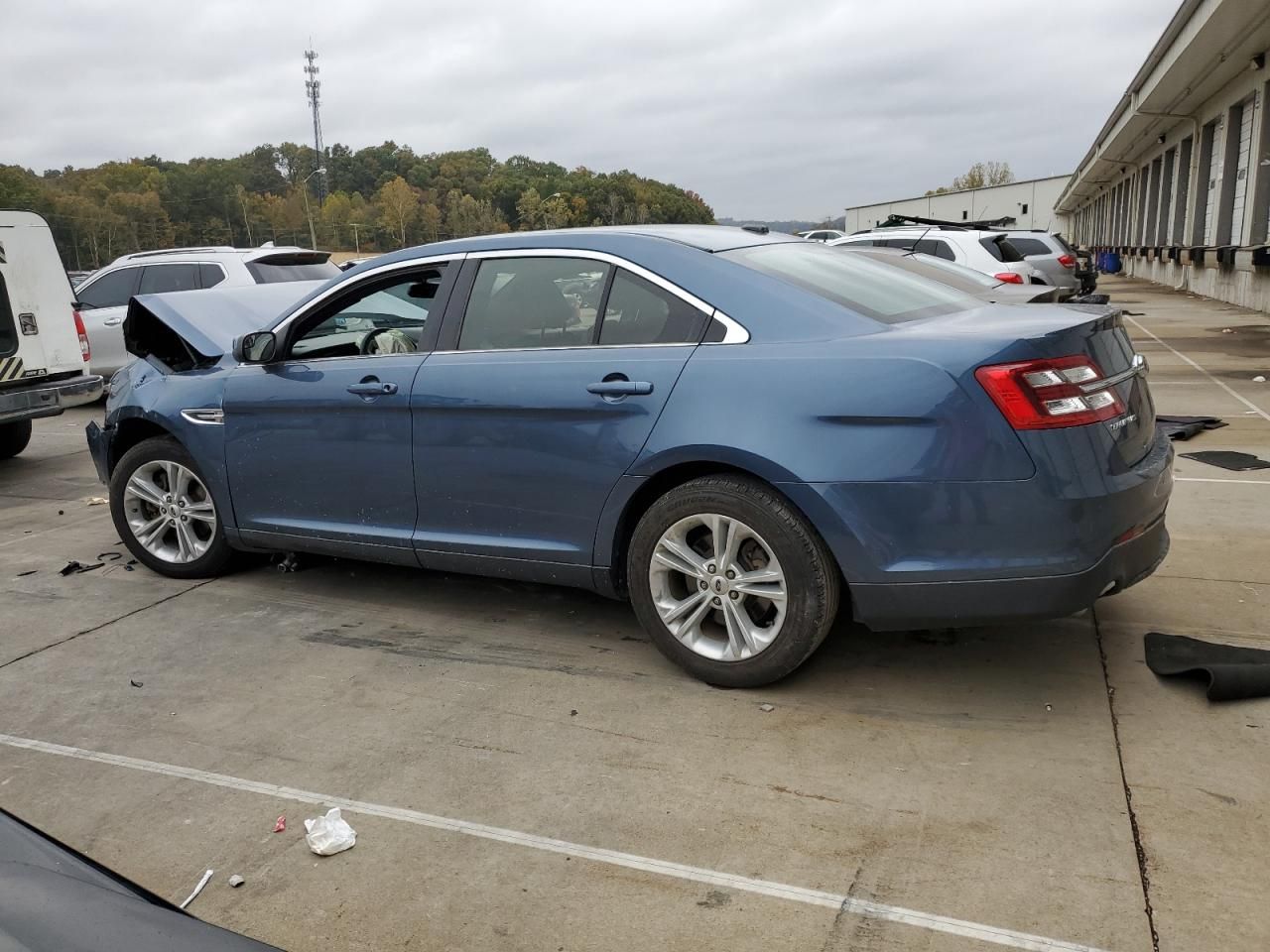 2018 Ford Taurus sel