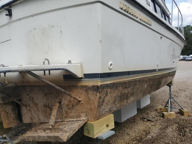 1985 Carver Yachts Boat-Boat