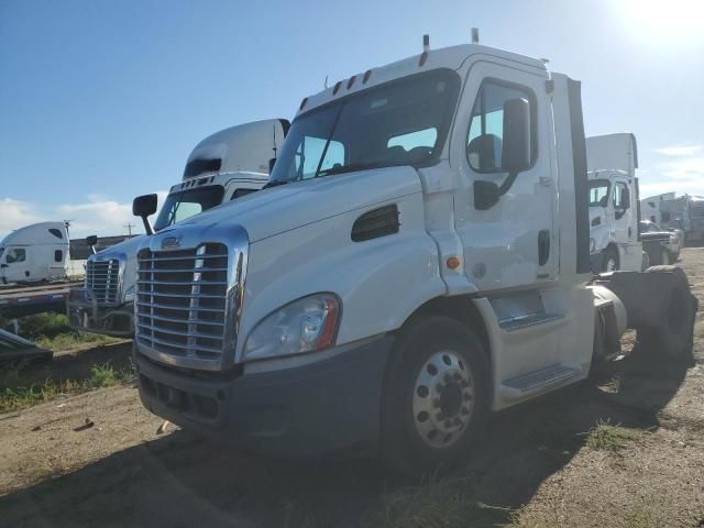 2017 Freightliner Cascadia 1-Trucks Semi Truck