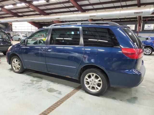 2005 Toyota Sienna LE